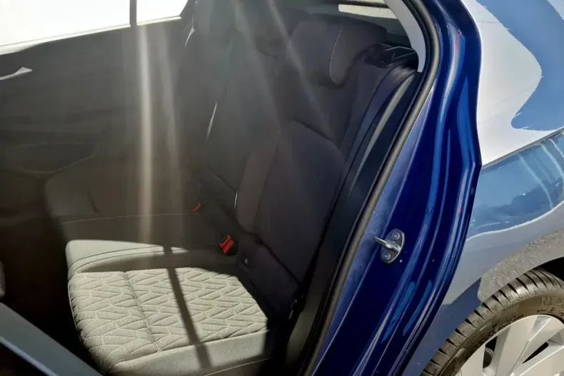 Volkswagen Golf din 2025 cu 5.000 km - oferta VOL141440 - foto 14