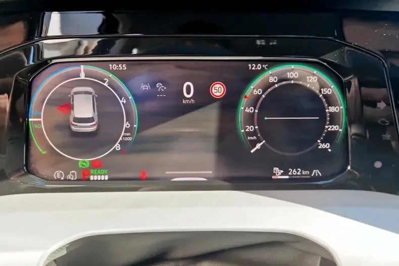 Volkswagen Golf din 2025 cu 5.000 km - oferta VOL141440 - foto 19