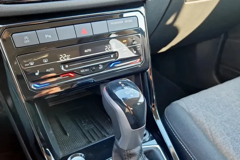 Volkswagen T-Cross din 2025 cu 5.000 km - oferta VOL141441 - foto 18