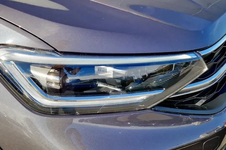 Volkswagen Taigo din 2025 cu 5.000 km - oferta VOL141442 - foto 9