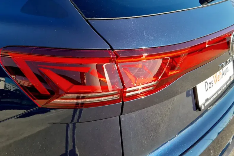 Volkswagen Touareg din 2025 cu 5.000 km - oferta VOL141443 - foto 10