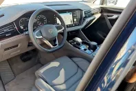 Volkswagen Touareg din 2025 cu 5.000 km - oferta VOL141443 - foto 18