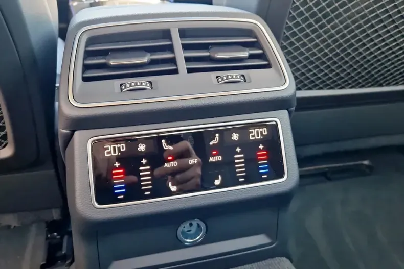 Audi A6 din 2024 cu 19.538 km - oferta AUD141444 - foto 25