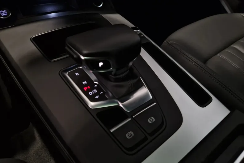 Audi Q5 din 2025 cu 14.934 km - oferta AUD141449 - foto 28