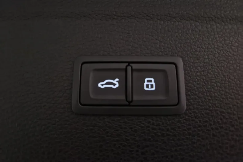 Audi Q5 din 2025 cu 14.934 km - oferta AUD141449 - foto 30