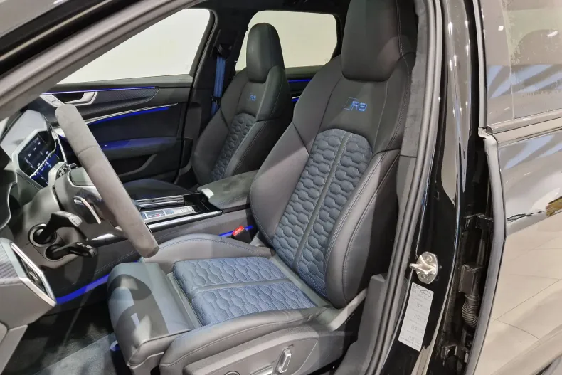 Audi RS6 din 2025 cu 5.000 km - oferta AUD141451 - foto 11