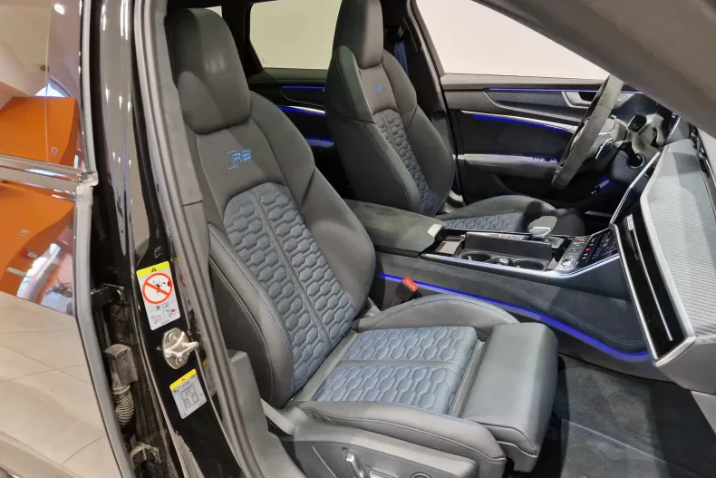 Audi RS6 din 2025 cu 5.000 km - oferta AUD141451 - foto 13