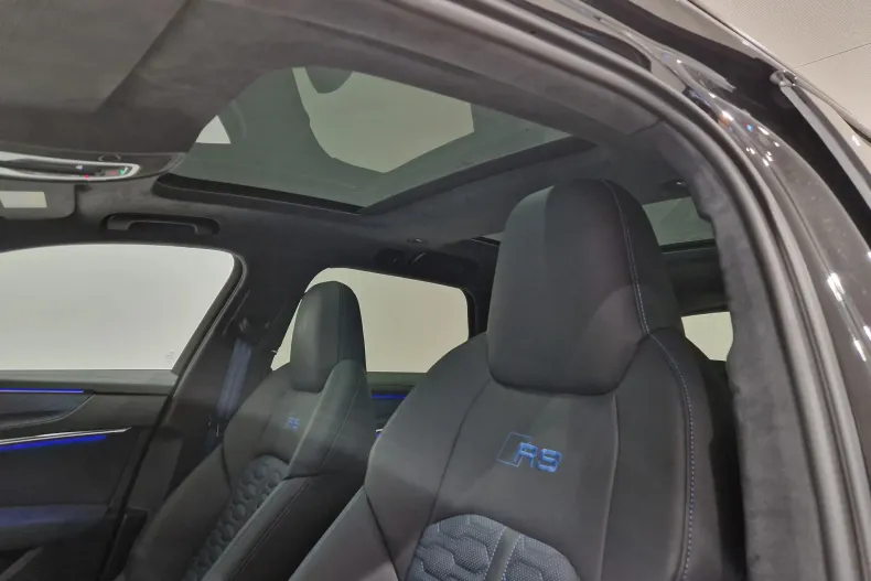 Audi RS6 din 2025 cu 5.000 km - oferta AUD141451 - foto 15