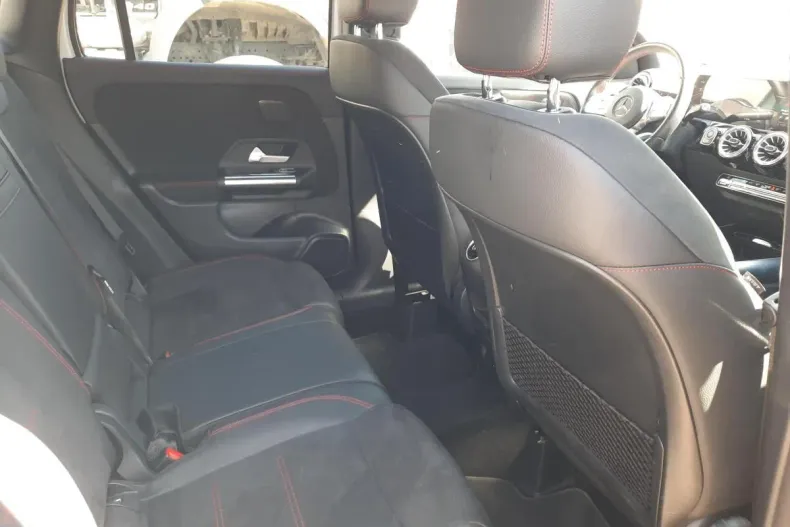 Mercedes-Benz GLA din 2021 cu 71.342 km - oferta MER141454 - foto 14