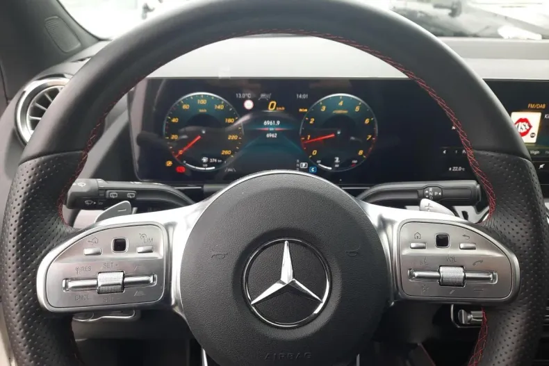 Mercedes-Benz GLA din 2023 cu 29.632 km - oferta MER141455 - foto 10