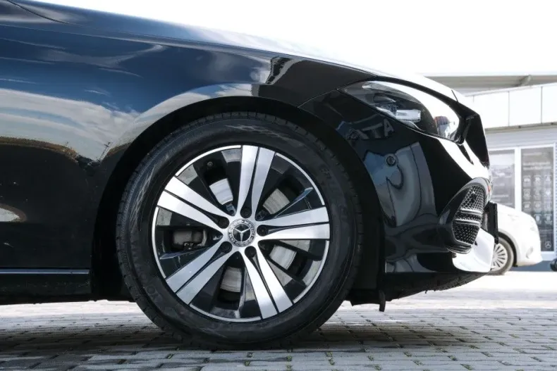 Mercedes-Benz C din 2021 cu 49.353 km - oferta MER141457 - foto 5