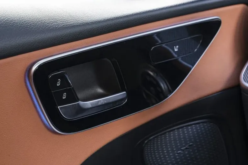 Mercedes-Benz C din 2021 cu 49.353 km - oferta MER141457 - foto 15