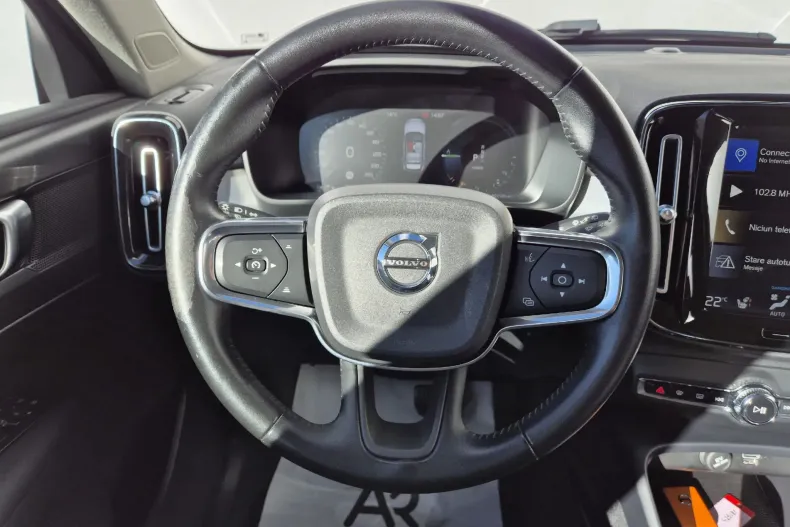 Volvo XC40 din 2020 cu 130.416 km - oferta VOL141458 - foto 14