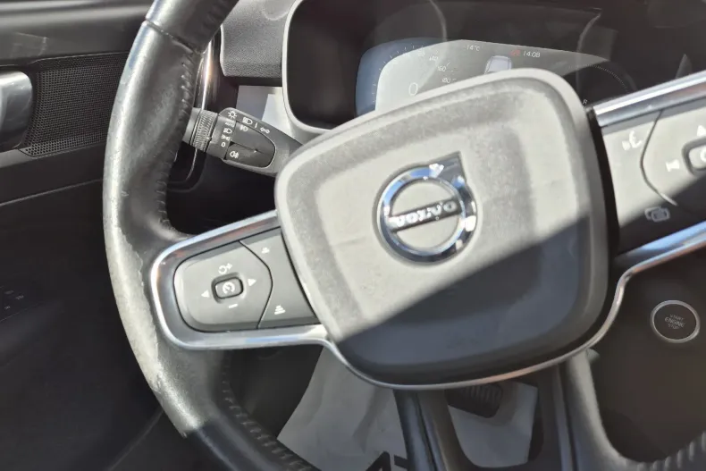 Volvo XC40 din 2020 cu 130.416 km - oferta VOL141458 - foto 15