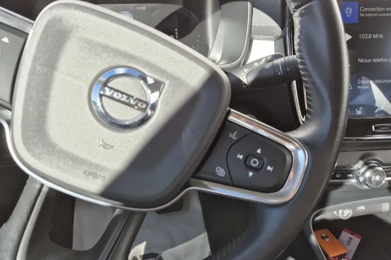 Volvo XC40 din 2020 cu 130.416 km - oferta VOL141458 - foto 16