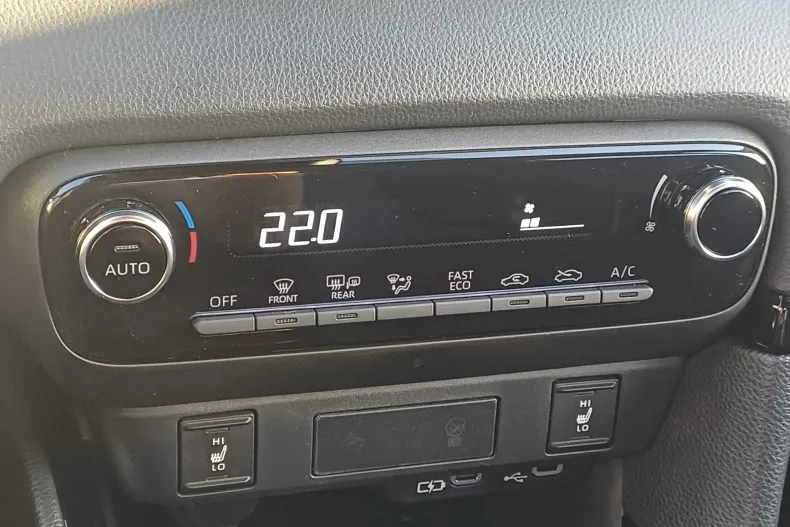 Toyota Yaris din 2025 cu 2.100 km - oferta TOY141464 - foto 21