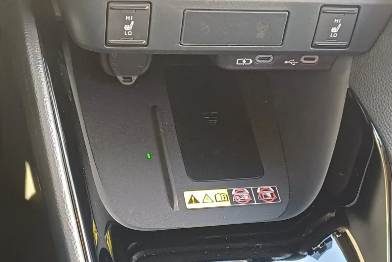 Toyota Yaris din 2025 cu 2.100 km - oferta TOY141464 - foto 22