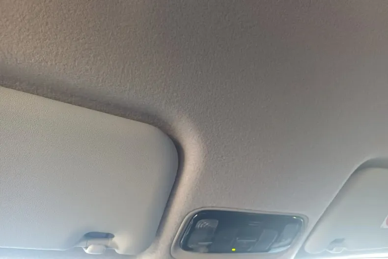 Toyota Yaris din 2025 cu 2.100 km - oferta TOY141464 - foto 24