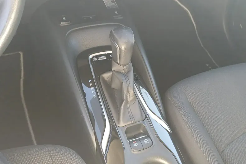 Toyota Corolla din 2019 cu 64.100 km - oferta TOY141465 - foto 21