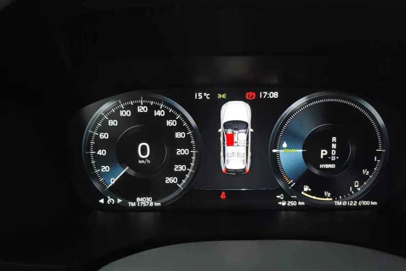 Volvo XC60 din 2020 cu 84.030 km - oferta VOL141466 - foto 18