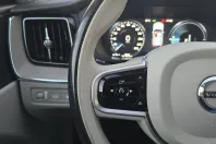 Volvo XC60 din 2020 cu 84.030 km - oferta VOL141466 - foto 19