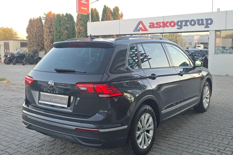 Volkswagen Tiguan din 2021 cu 52.454 km - oferta VOL141467 - foto 4