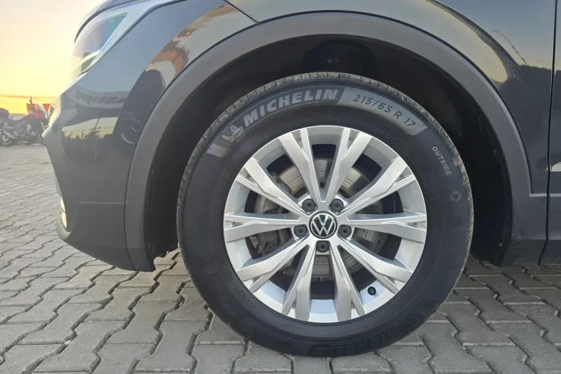 Volkswagen Tiguan din 2021 cu 52.454 km - oferta VOL141467 - foto 17