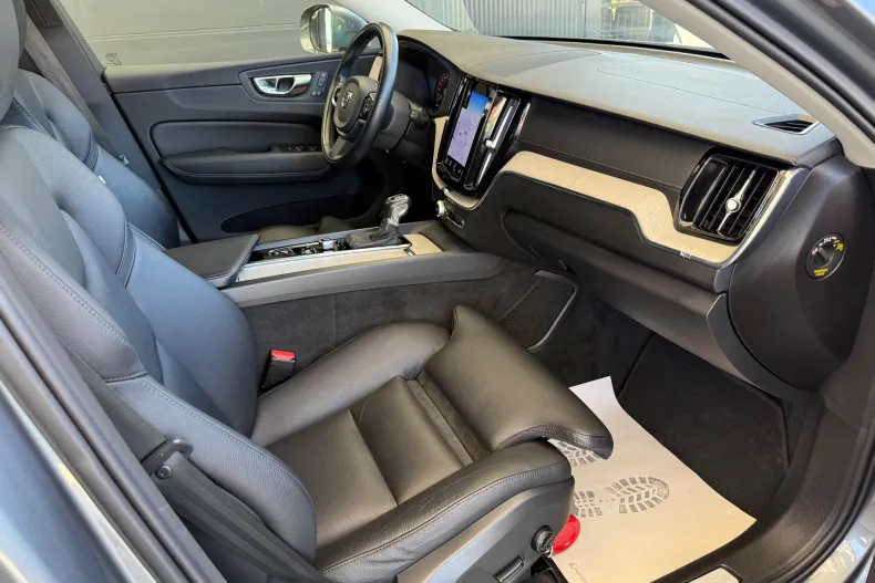 Volvo XC60 din 2021 cu 134.000 km - oferta VOL141484 - foto 4