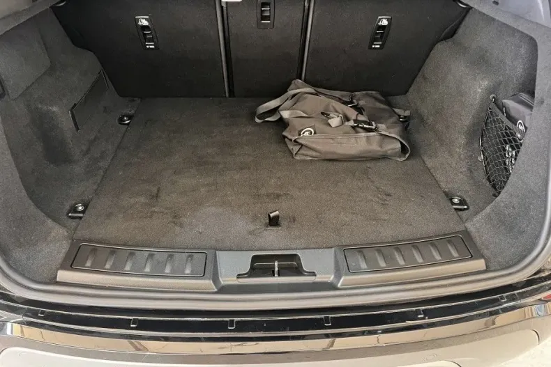 Land Rover Range Rover Evoque din 2024 cu 11.909 km - oferta LAN141498 - foto 29