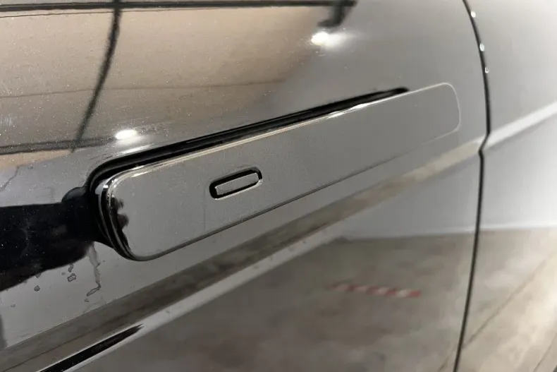 Land Rover Range Rover Evoque din 2024 cu 11.909 km - oferta LAN141498 - foto 34