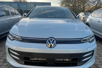 Volkswagen Golf din 2025 - oferta VOL141510