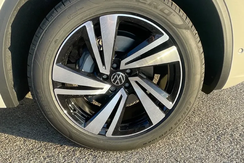 Volkswagen Touareg din 2024 cu 7 km - oferta VOL141511 - foto 7