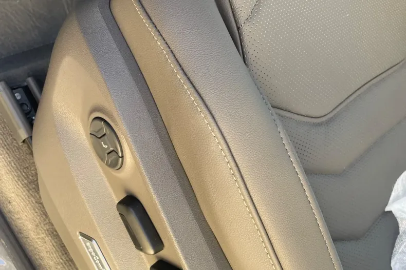 Volkswagen Touareg din 2024 cu 7 km - oferta VOL141511 - foto 13