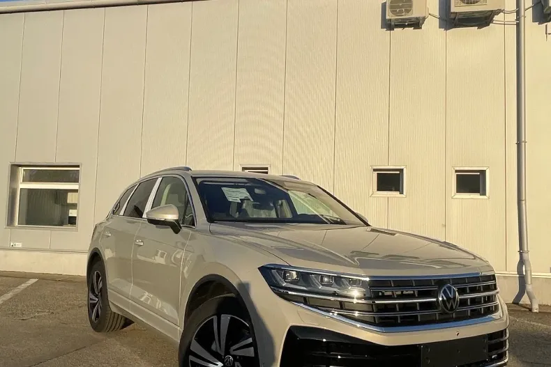 Volkswagen Touareg din 2024 cu 7 km - oferta VOL141511 - foto 14