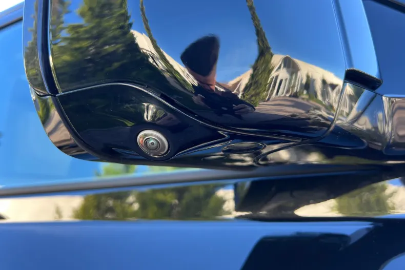 Land Rover Defender din 2023 cu 44.000 km - oferta LAN141533 - foto 22