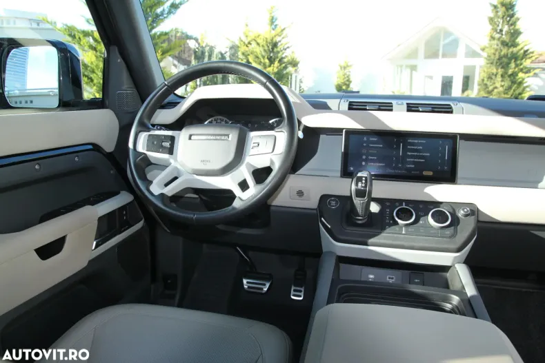 Land Rover Defender din 2023 cu 44.000 km - oferta LAN141533 - foto 38