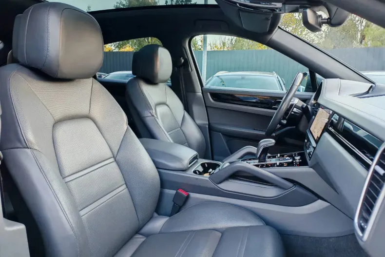 Porsche Cayenne Coupe din 2020 cu 128.000 km - oferta POR141544 - foto 6