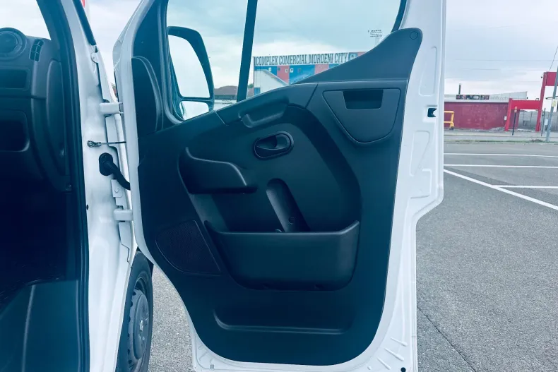 Renault Master din 2019 cu 167.500 km - oferta REN141560 - foto 19