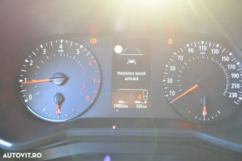 Renault Clio din 2020 cu 19.801 km - oferta REN141575 - foto 11