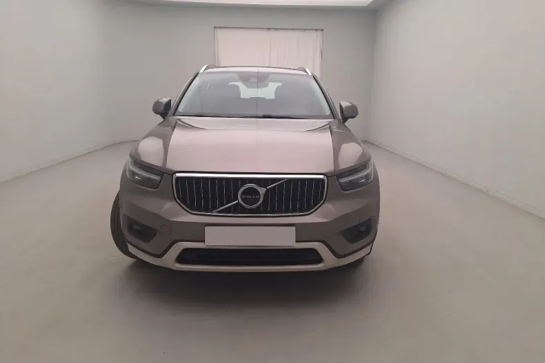 Volvo XC40 din 2021 cu 82.747 km - oferta VOL141582 - foto 3