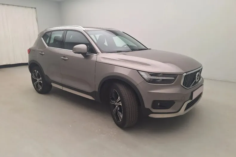 Volvo XC40 din 2021 cu 82.747 km - oferta VOL141582 - foto 4