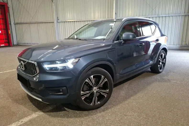 Volvo XC40 din 2020 cu 82.776 km - oferta VOL141583 - foto 1