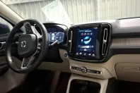 Volvo XC40 din 2020 cu 82.776 km - oferta VOL141583 - foto 2