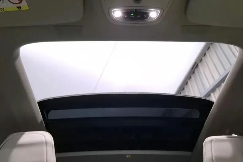 Volvo XC40 din 2020 cu 82.776 km - oferta VOL141583 - foto 9