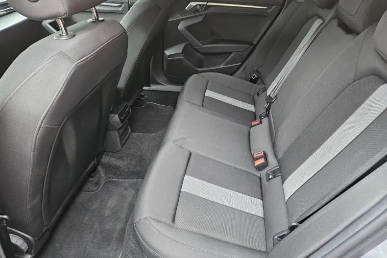 Audi A3 din 2023 cu 18.000 km - oferta AUD141586 - foto 12