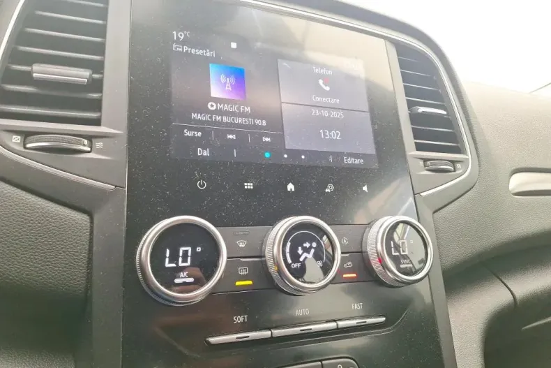 Renault Megane din 2021 cu 71.496 km - oferta REN141588 - foto 6