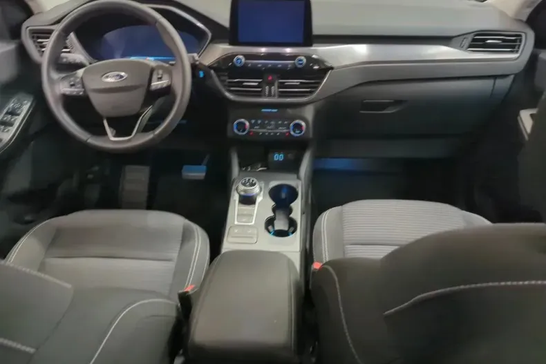 Ford Kuga din 2021 cu 56.556 km - oferta FOR141591 - foto 4