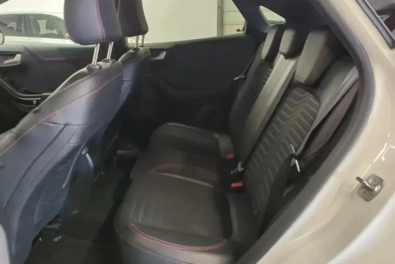 Ford Puma din 2020 cu 40.582 km - oferta FOR141592 - foto 7