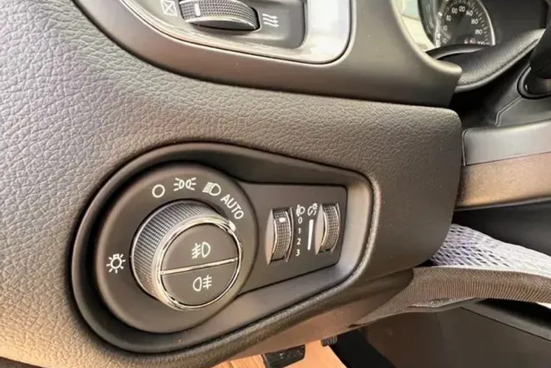 Jeep Renegade din 2022 cu 23.000 km - oferta JEE141608 - foto 18