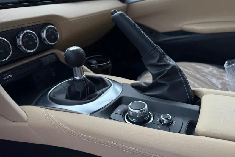 Mazda MX-5 din 2025 cu 1 km - oferta MAZ141632 - foto 13